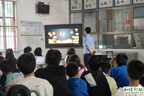 包圣殿中学：安全教育进校园，护航青春助成长