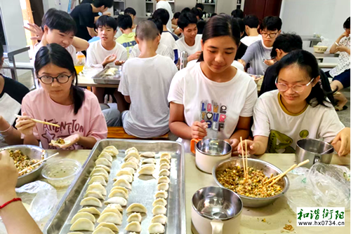 衡南咸塘：小手包出大温情，暑期饺子暖童心
