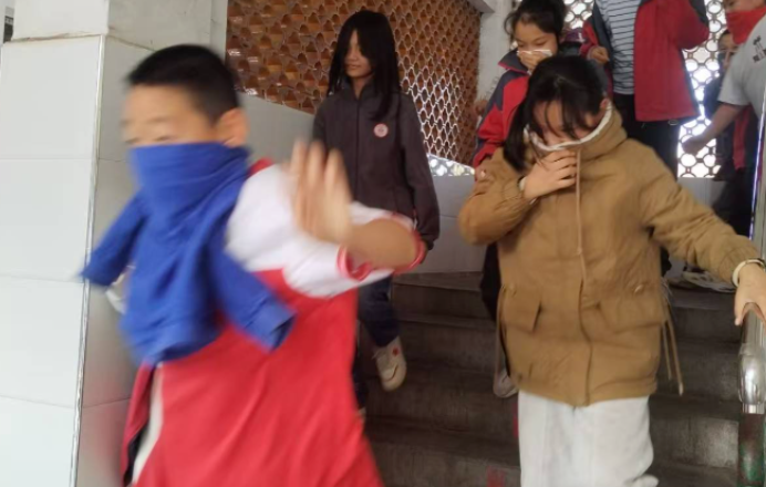 英陂完小应急演练活动纪实