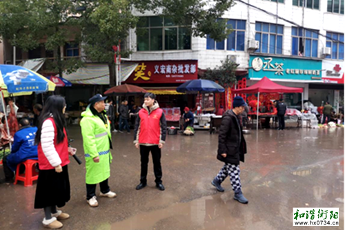 衡南茅市镇:交通疏导护春运,温情守护暖人心