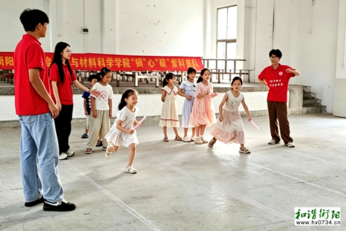 青春“三下乡”丨把多彩课程送进乡村