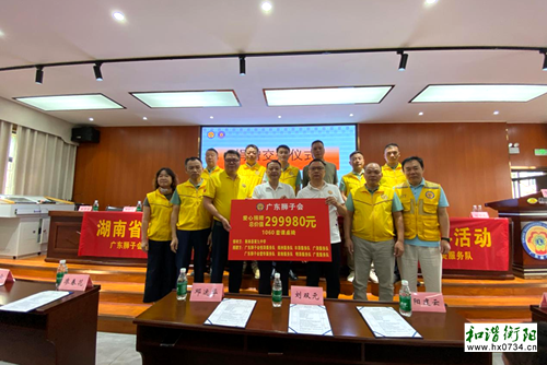 爱心助学焕新颜!1060套新课桌椅落户衡南县九中