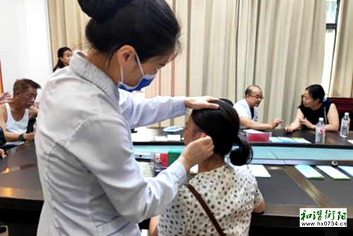 衡南县疾病预防控制中心为退休老同志送健康讲座